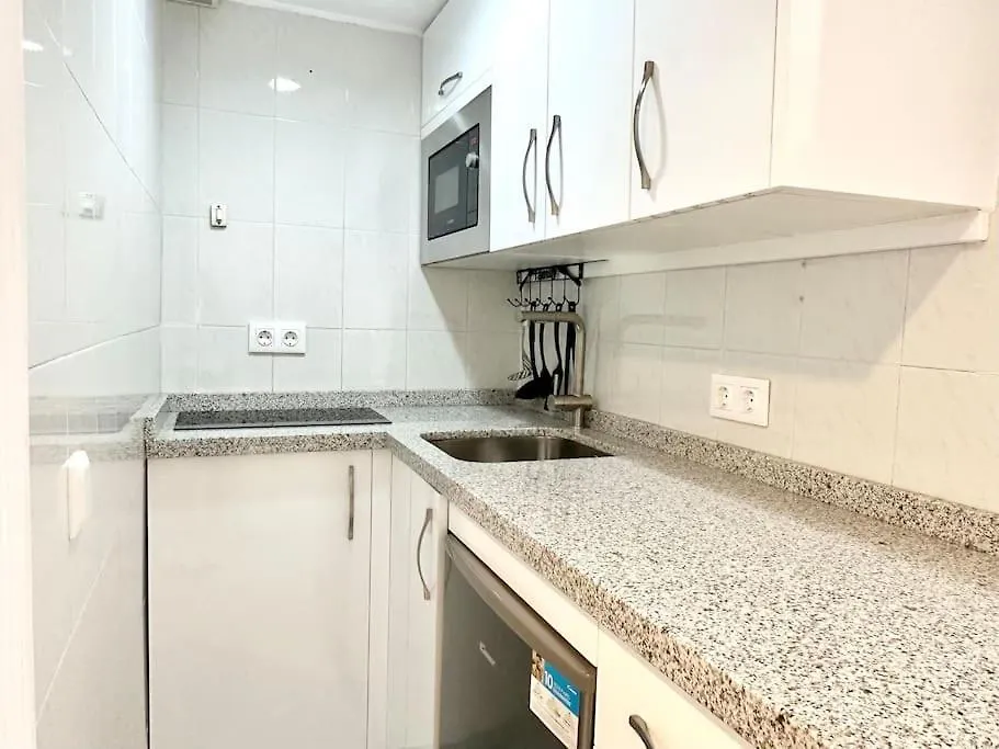 Central Fuengirola Studio Apartment With A Sea View