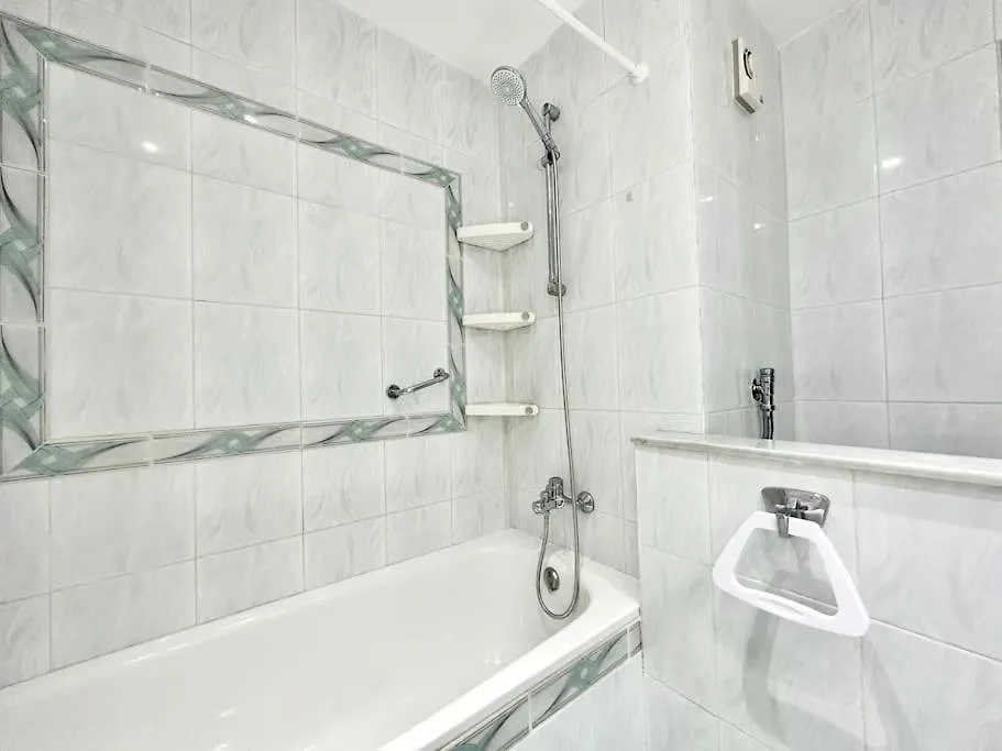 Central Fuengirola Studio Apartment With A Sea View